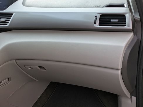 Used 2015 Honda Odyssey EX image 20