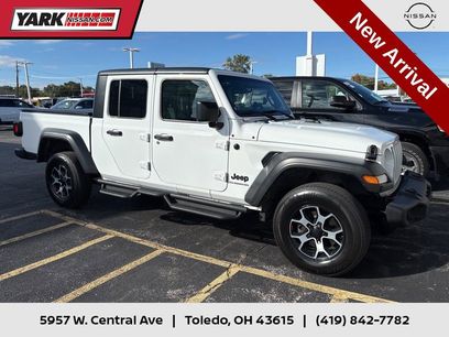 Used 2022 Jeep Gladiator Sport w/ Trailer Tow Package