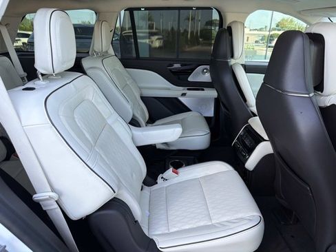 Certified 2024 Lincoln Aviator Black Label w/ Dynamic Handling Package AWD/4WD image 21