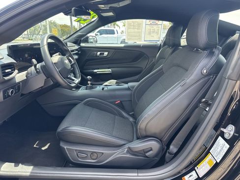 Used 2024 Ford Mustang GT RWD image 12