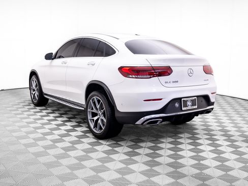 Used 2022 Mercedes-Benz GLC 300 4MATIC Coupe image 3