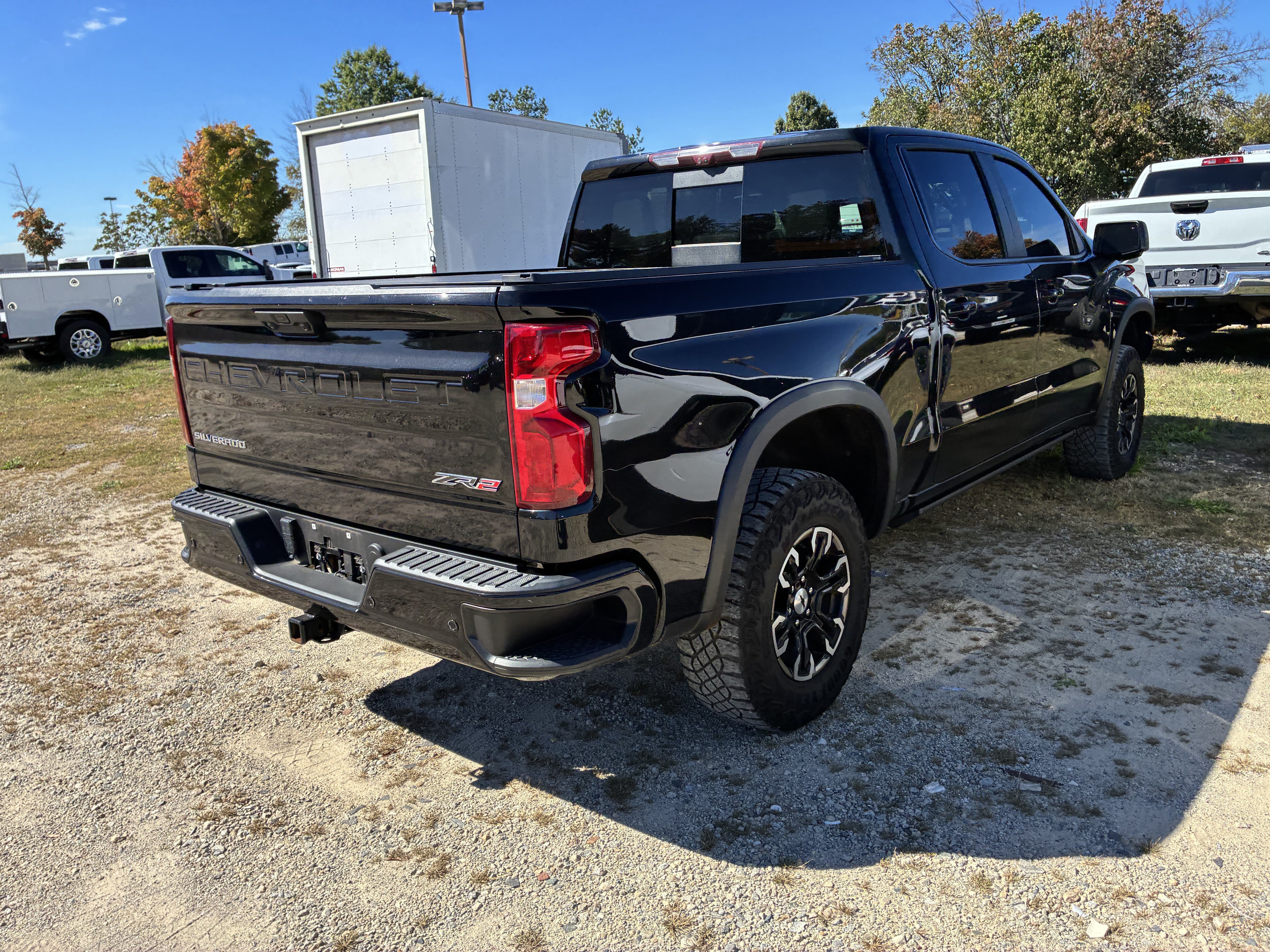Used 2024 Chevrolet Silverado 1500 ZR2 w/ Technology Package AWD/4WD image 8