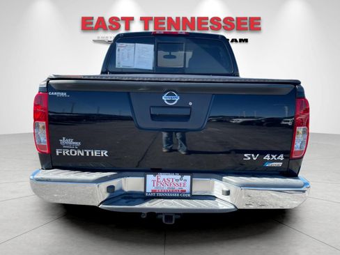 Used 2018 Nissan Frontier SV image 4