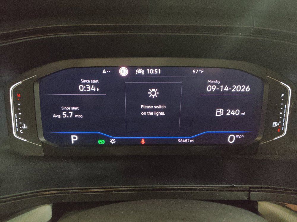 Used 2022 Volkswagen Taos SEL FWD image 23