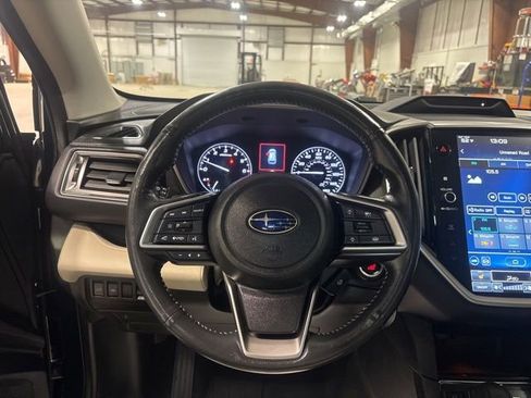 Used 2023 Subaru Ascent Limited w/ Technology Package image 18
