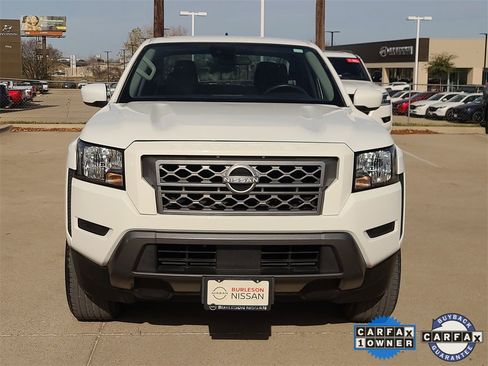 Used 2022 Nissan Frontier SV image 5