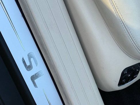 Used 2005 Mercedes-Benz SL 500 image 27