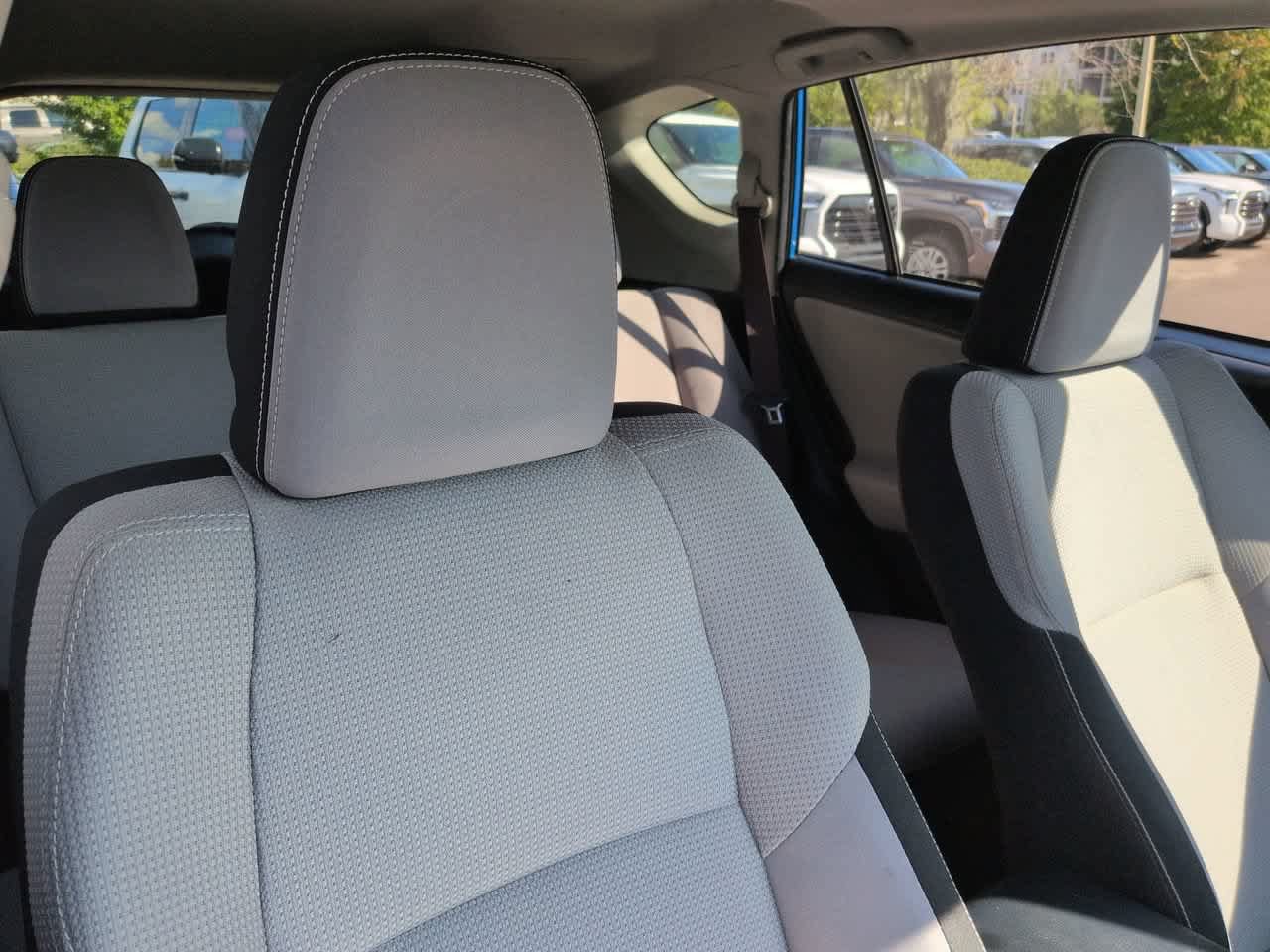 Used 2016 Toyota RAV4 XLE AWD/4WD image 7