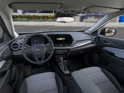 New 2026 Chevrolet Trax LT FWD image 15