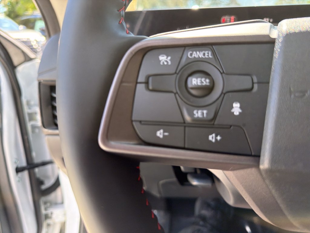 Used 2026 Nissan Sentra SR w/ Floor Mat Package FWD image 20