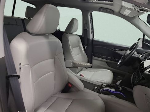 Certified 2019 Honda Ridgeline RTL-E image 14