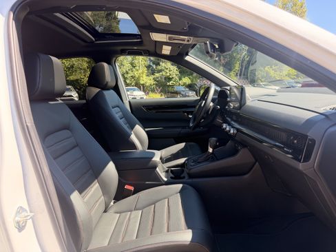 Certified 2025 Honda CR-V Sport Touring image 15