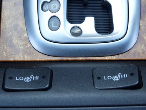Used 2005 Acura TL FWD image 76