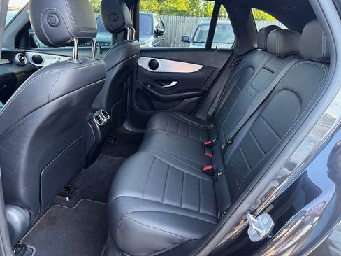 Used 2021 Mercedes-Benz GLC 300 image 12