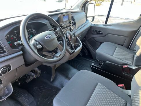 Used 2024 Ford Transit 250 Low Roof w/ Exterior Upgrade Package image 18