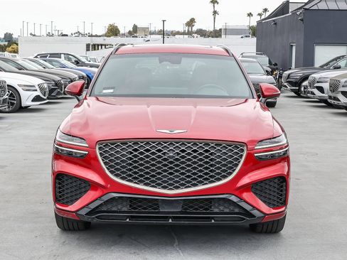 Used 2024 Genesis GV70 2.5T w/ Sport Prestige Package AWD/4WD image 2