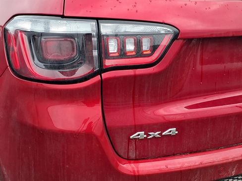 Used 2026 Jeep Compass Limited image 22