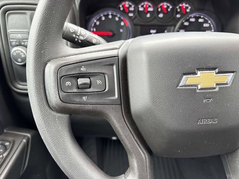 Used 2020 Chevrolet Silverado 1500 Custom w/ Custom Value Package image 15