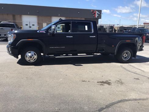 Used 2021 GMC Sierra 3500 Denali w/ Denali Ultimate Package AWD/4WD image 30