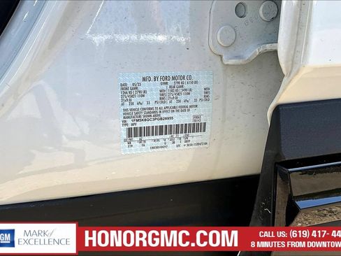 Used 2023 Ford Explorer ST w/ Equipment Group 401A AWD/4WD image 19