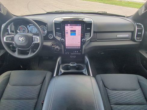 Used 2025 RAM 1500 Big Horn AWD/4WD image 17