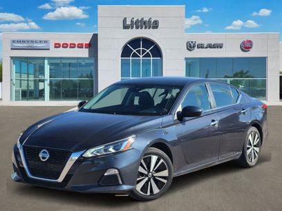 Used 2022 Nissan Altima 2.5 SV