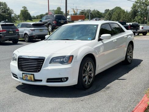 Used 2014 Chrysler 300 S AWD/4WD image 2