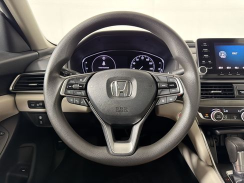 Used 2018 Honda Accord LX image 14