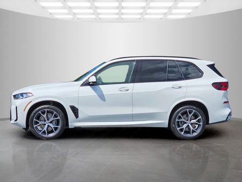 New 2026 BMW X5 sDrive40i w/ M Sport Package RWD image 3
