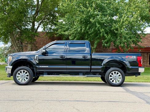 Used 2019 Ford F250 Lariat w/ Lariat Ultimate Package AWD/4WD image 3