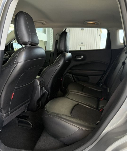 Used 2020 Jeep Compass Trailhawk AWD/4WD image 7