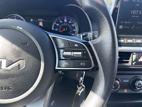 Used 2024 Kia Forte LXS image 14