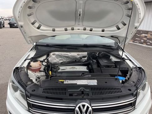Used 2017 Volkswagen Tiguan Wolfsburg Edition image 25