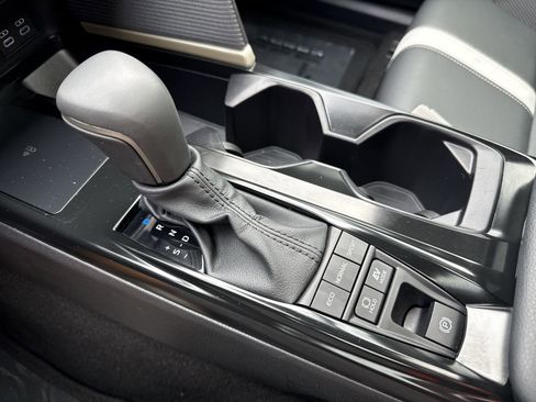 Certified 2025 Toyota Camry SE w/ Convenience Package FWD image 22