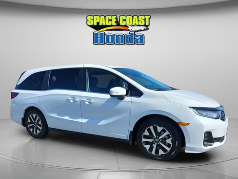 New 2026 Honda Odyssey EX-L image 2