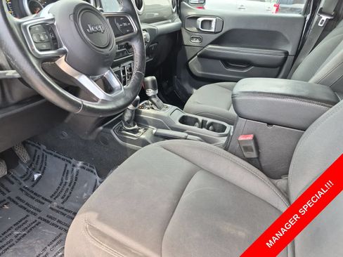 Certified 2019 Jeep Wrangler Unlimited Sahara AWD/4WD image 3
