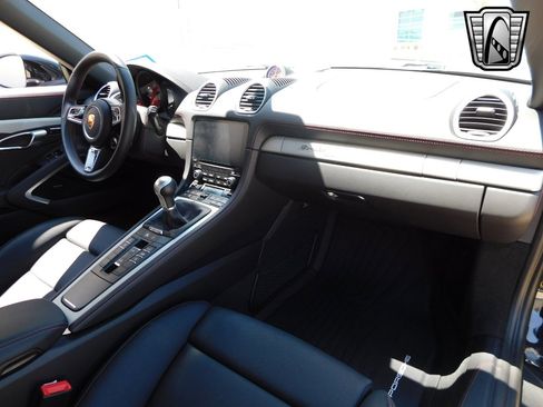 Used 2021 Porsche 718 Boxster 25th Years image 24