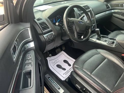 Used 2019 Ford Explorer Sport AWD/4WD image 14