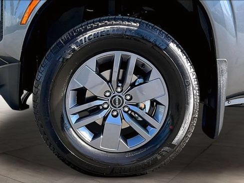 New 2026 Nissan Frontier SV w/ Tow Package AWD/4WD image 13