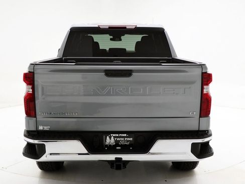 Used 2024 Chevrolet Silverado 1500 LT image 8