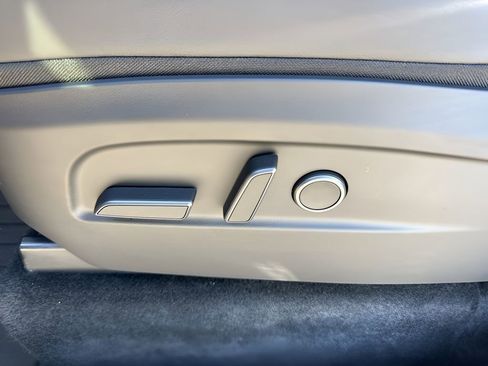 Used 2026 Tesla Model Y Long Range RWD image 10