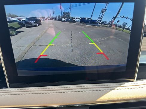 Used 2022 Lincoln Corsair Standard w/ Equipment Group 101A image 26