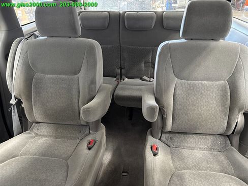 Used 2005 Toyota Sienna CE image 17