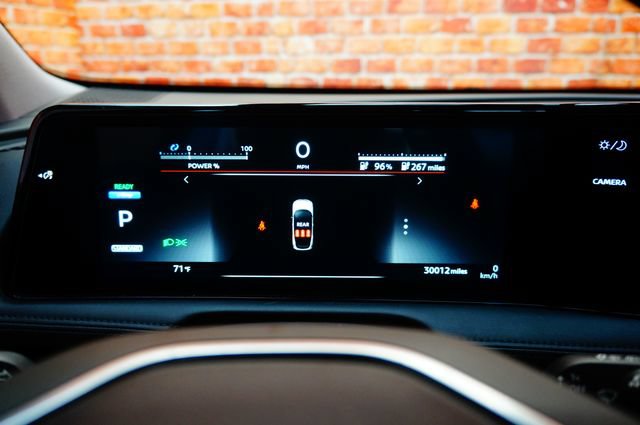 Certified 2023 Nissan Ariya FWD image 16