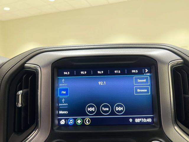 Used 2020 GMC Sierra 1500 SLE w/ SLE Value Package AWD/4WD image 12