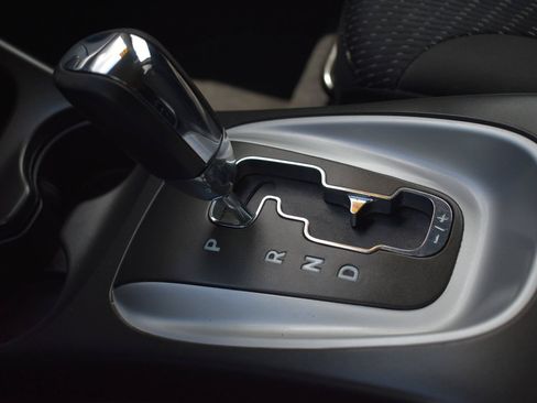 Used 2020 Dodge Journey SE FWD image 26