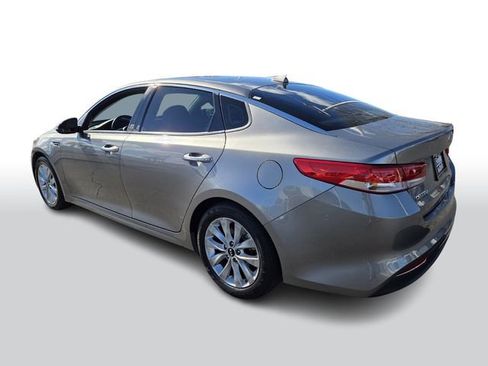 Used 2018 Kia Optima EX image 6