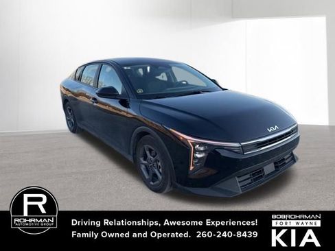 Certified 2025 Kia K4 LXS image 8