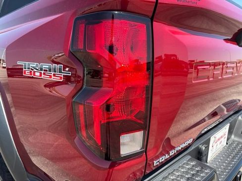 Used 2026 Chevrolet Colorado Trail Boss AWD/4WD image 11