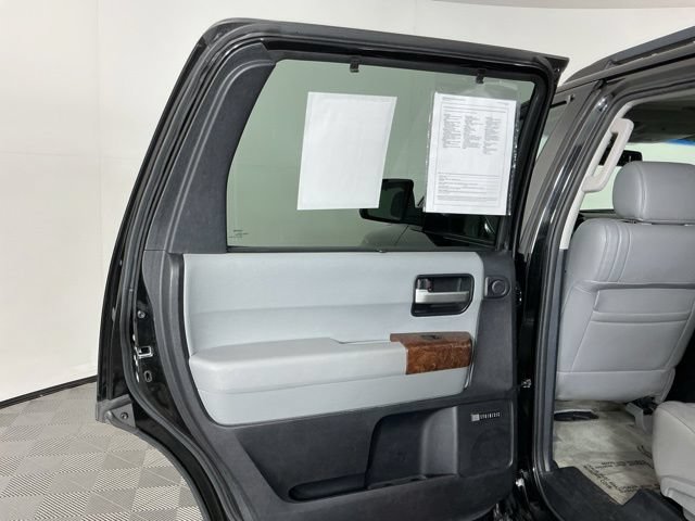 Used 2010 Toyota Sequoia Platinum AWD/4WD image 23